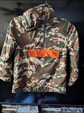Garanimals Beige Kids Jacket with Green Logo Label